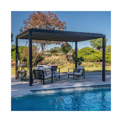 Pergola de acero de techo impermeable ajustable para espacios de vida al aire libre de trabajo pesado