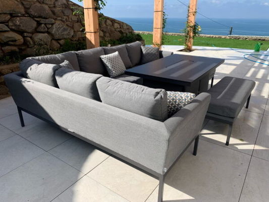 Embalaje de correos Y AJUNIÓN Tejidos de lujo para exteriores Muebles de patio Set comedor con mesa de fuego