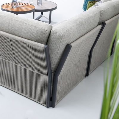 Sofá exterior de villa comercial con marco de aluminio y mesa de café Dia80 x H33cm
