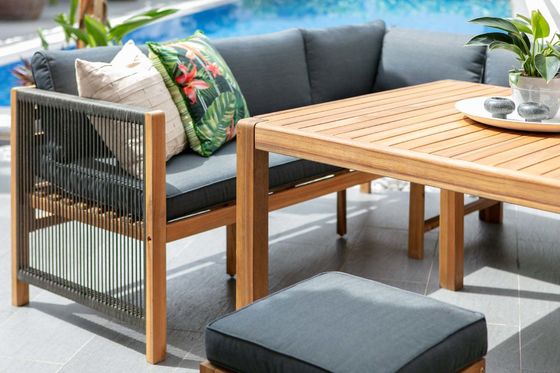 Set de comedor al aire libre con sofá de esquina de madera maciza y banco de 3 asientos para comidas relajantes
