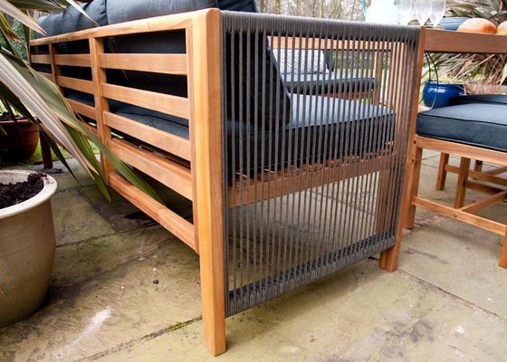 Set de comedor al aire libre con sofá de esquina de madera maciza y banco de 3 asientos para comidas relajantes