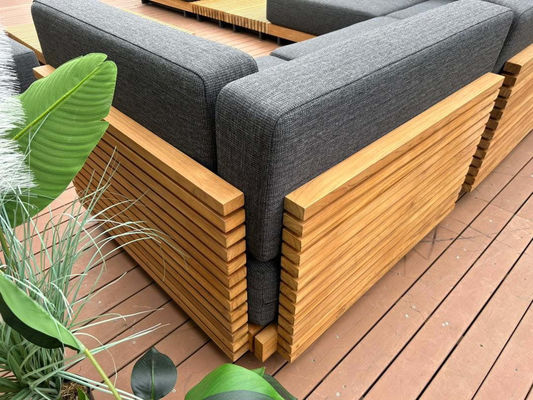 7 asientos de lujo de madera de teca Sofá de patio al aire libre Conjunto de sofá sin brazos Tamaño W99 x D104 x H56cm