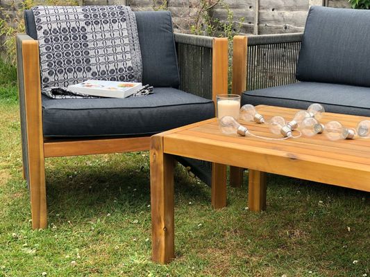 Muebles para exteriores con sillas de madera y tejido de ratán PE W71 x D66 x H64cm