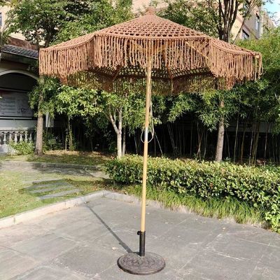 Paraguas para el patio de la playa al aire libre con collar de madera y material de poliéster