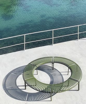 Y Embalaje de correo Conjunto de jardín minimalista Muebles al aire libre Banquillo de parque Patio Banquillo de acero