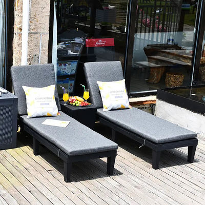 Modern Outdoor Beach Patio Hotel Sillón de sol con cojín y diseño apilable