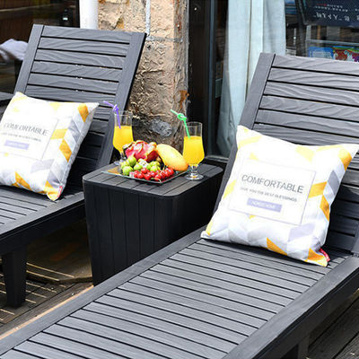 Muebles para el exterior Cama de sol para piscina silla de plástico apilada