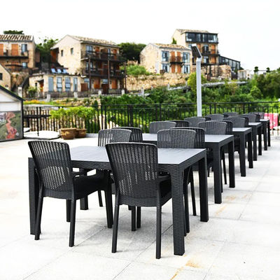 Logotipo personalizado de mesa y silla de comedor de rattan de plástico nórdico para ocio diseño apilable