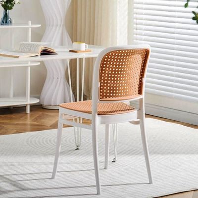 Silla de comedor de ratan de plástico para jardín al aire libre