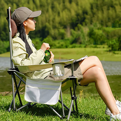 Silla de playa plegable portátil para acampar al aire libre con reposabrazos y diseño de reposabrazos extraíbles