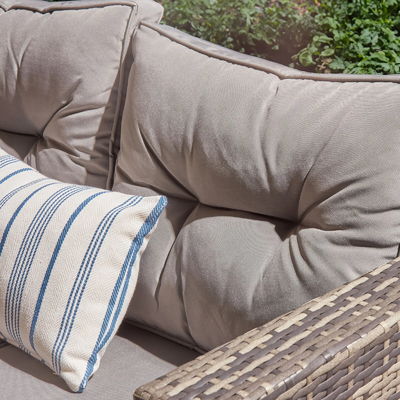 Conjunto de jardín de ratán de patio con mesa de fuego AJUNION 8 asientos Conjunto de sofá seccional