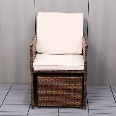 Conjunto de jardín de ahorro de espacio de plástico moderno de mesa y silla de esquina de ratán para patio del patio