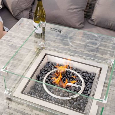 Añadir elegancia a su jardín con AJUNION Wicker tejido sofá conjunto y mesa de fuego