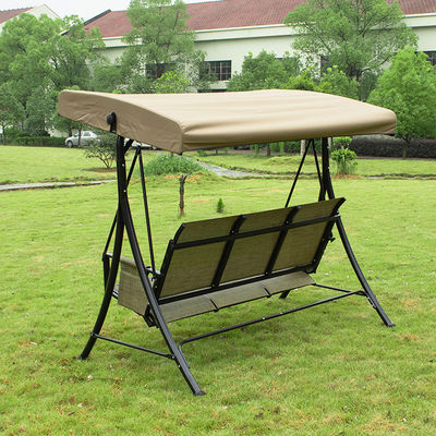 Silla de salón colgante marrón con toldo ajustable