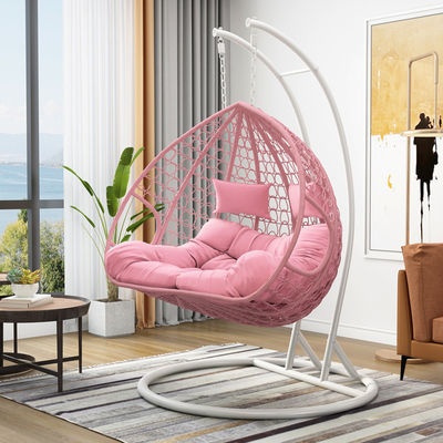 Balcón interior contemporáneo al aire libre Jardín portátil de doble persona colgando de ratán Wicker huevo silla de oscilación con cojín