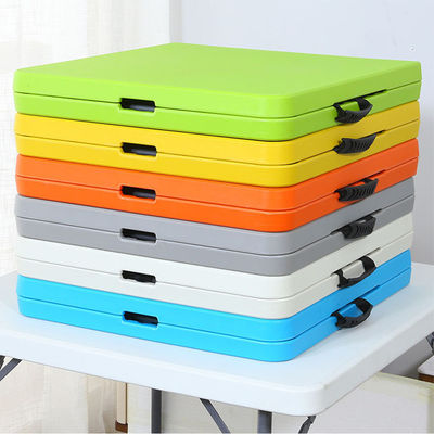 Tabla plegable ajustable portátil de metal de plástico HDPE para hoteles, restaurantes y banquetes
