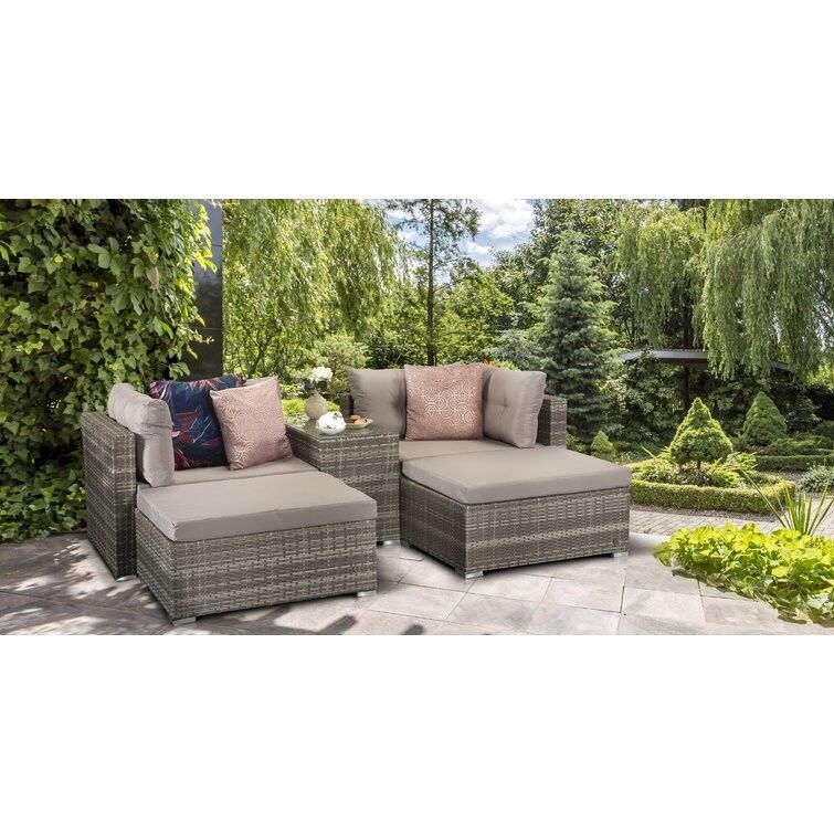 Salón al aire libre con marco metálico AJUNION Muebles de jardín de ratán W52 x D56 x H87cm