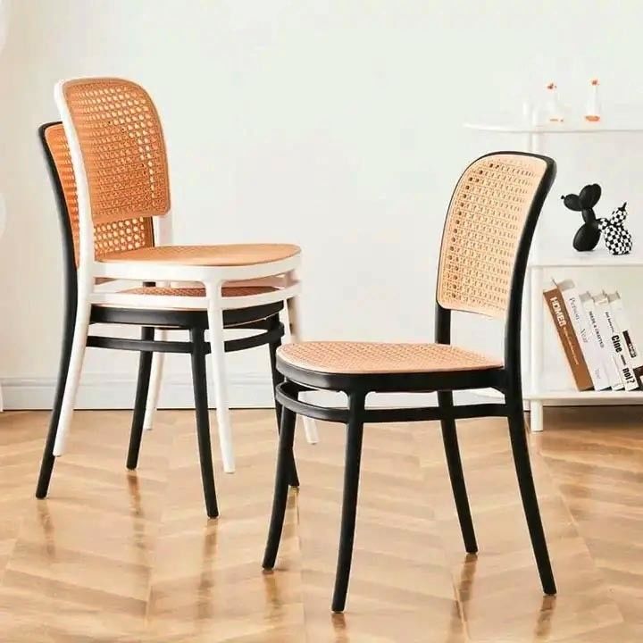 Silla de comedor de ratan de plástico para jardín al aire libre