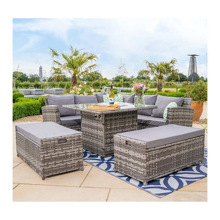 Añadir elegancia a su jardín con AJUNION Wicker tejido sofá conjunto y mesa de fuego